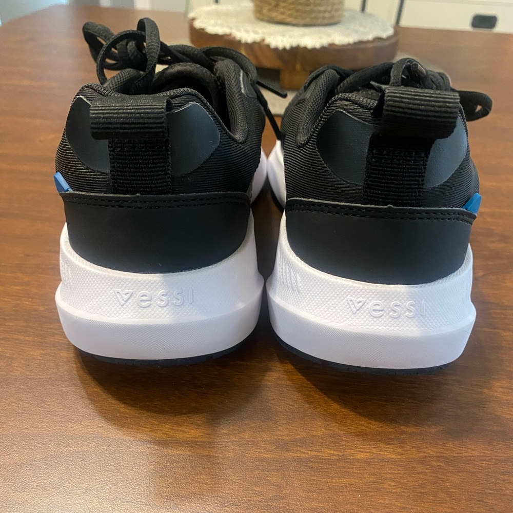 Vessi Tidal Sneakers Black/White Womans Wayerproof - Picture 3 of 7